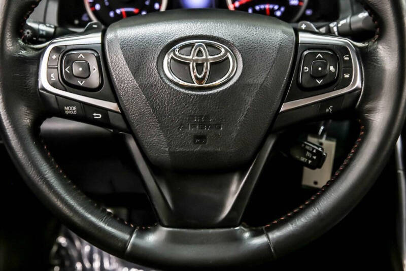 2015 Toyota Camry SE