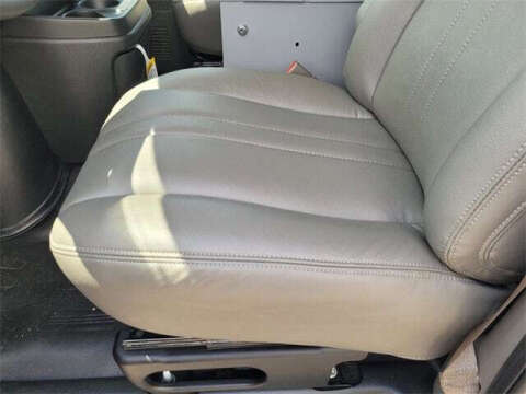 2025 Chevrolet Express 2500