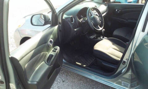 2014 Nissan Versa 1.6 SV