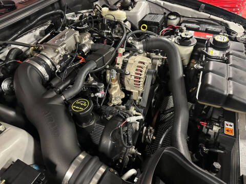 2004 Ford Mustang GT Deluxe