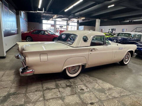 1957 Ford Thunderbird