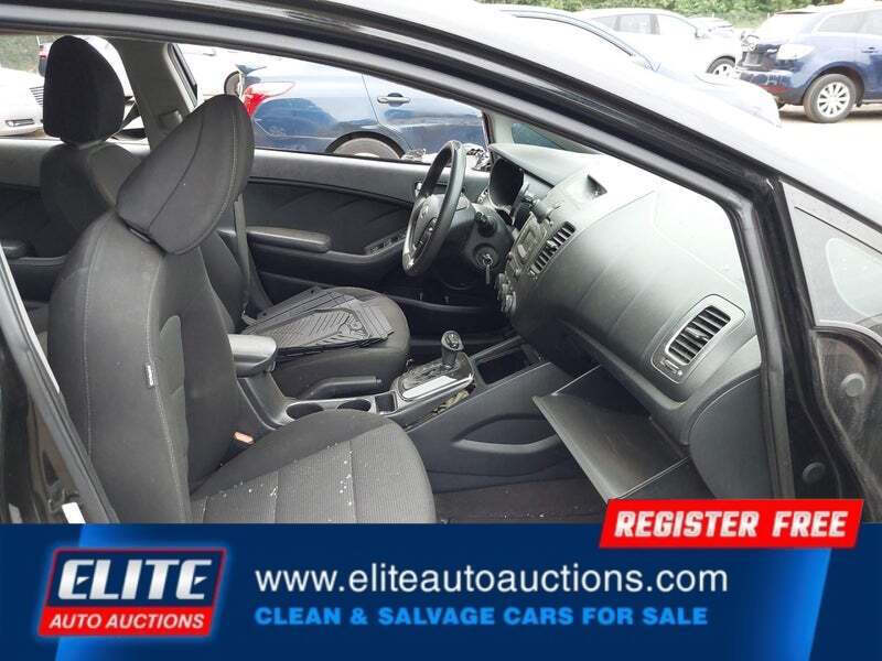 2017 Kia Forte5 LX