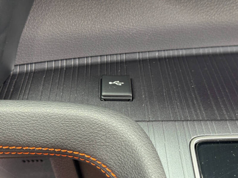 2024 Toyota Sienna XSE 7-Passenger