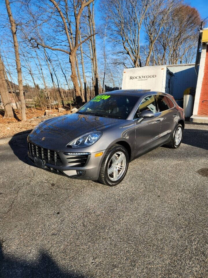 2015 Porsche Macan for sale at Taktak Auto Group in Tewksbury, MA