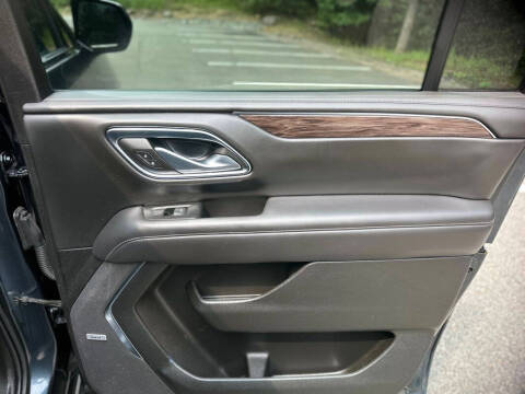 2021 Chevrolet Suburban LT