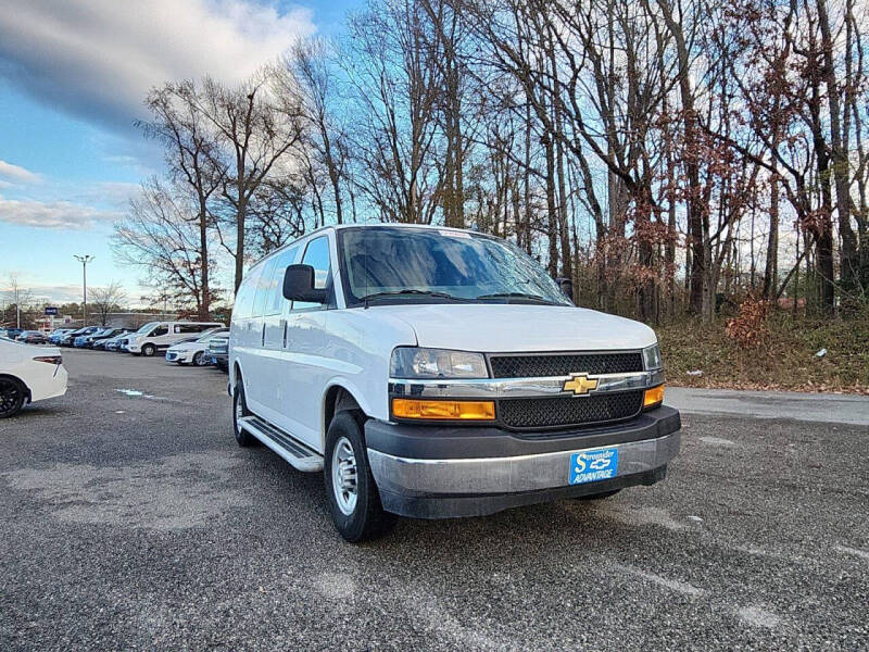 2024 Chevrolet Express 2500