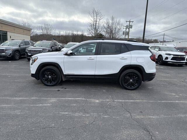 2022 GMC Terrain SLE