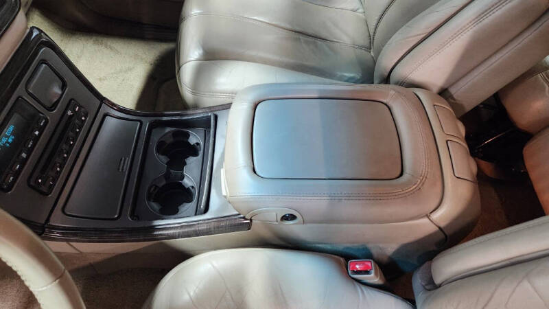 2002 GMC Yukon XL Denali