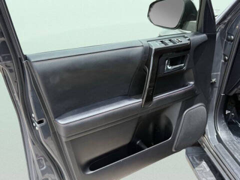 2024 Toyota 4Runner TRD Off-Road