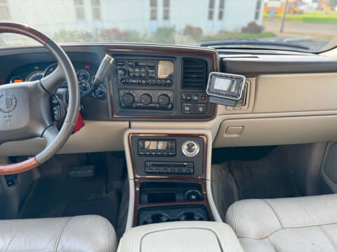 2002 Cadillac Escalade