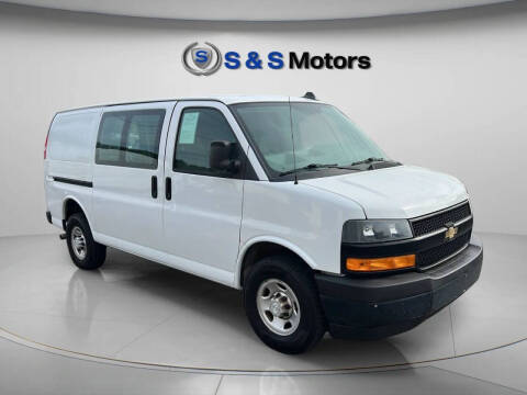 2018 Chevrolet Express 2500