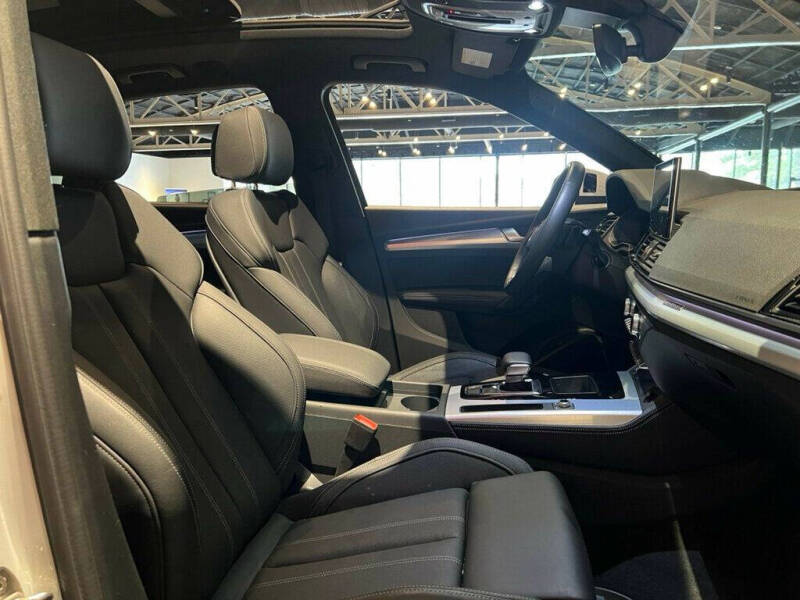 2025 Audi Q5 quattro S line Prem Plus 45 TFSI