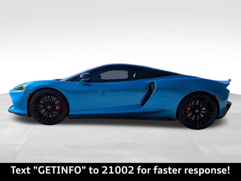 2022 McLaren GT