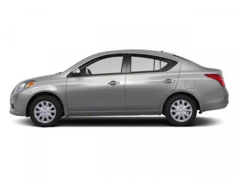 2013 Nissan Versa 1.6 SV