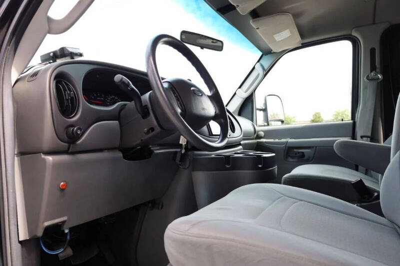 2008 Ford E-Series E-350 SD