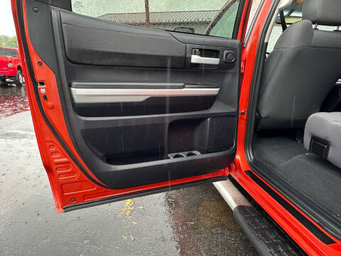 2016 Toyota Tundra SR5