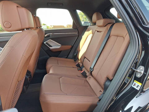 2024 Audi Q3 quattro S line Prem Plus 45 TFSI