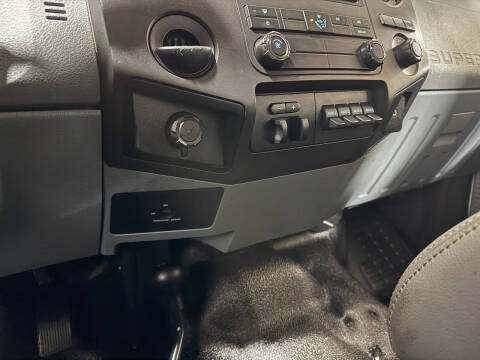 2011 Ford F-350 Super Duty XL