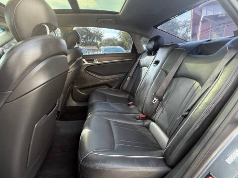 2015 Hyundai Genesis