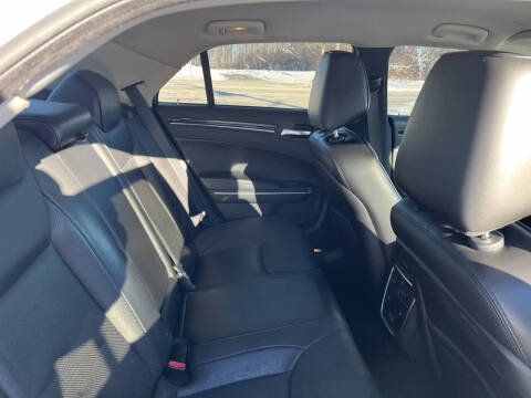 2018 Chrysler 300 Limited