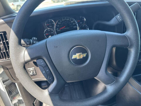 2024 Chevrolet Express 2500