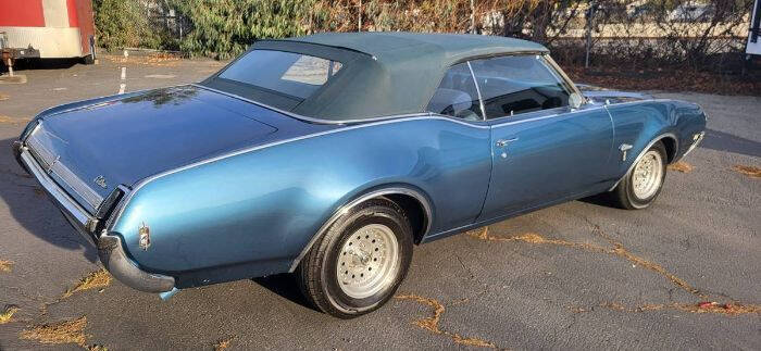1969 Oldsmobile Cutlass