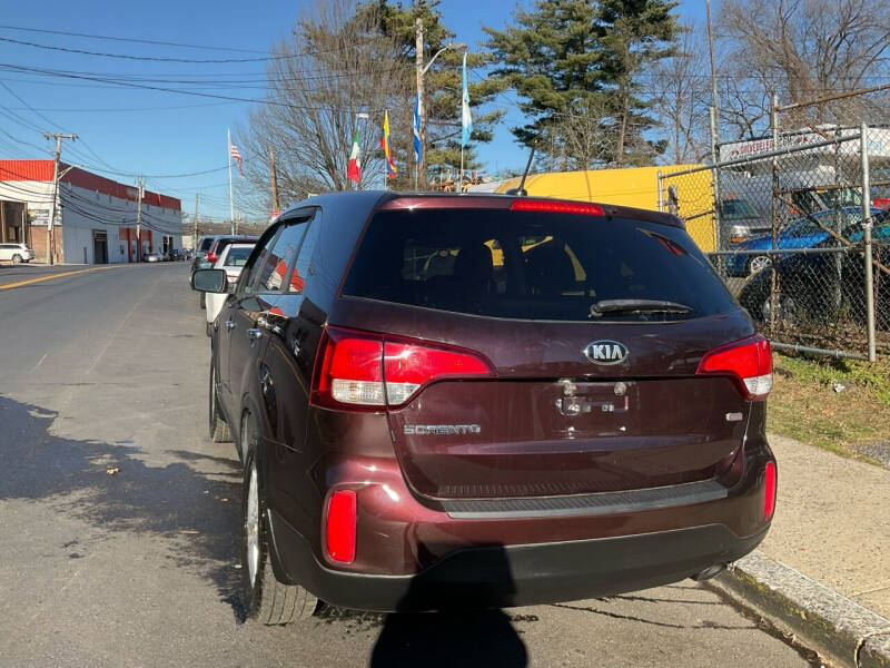 2014 Kia Sorento LX