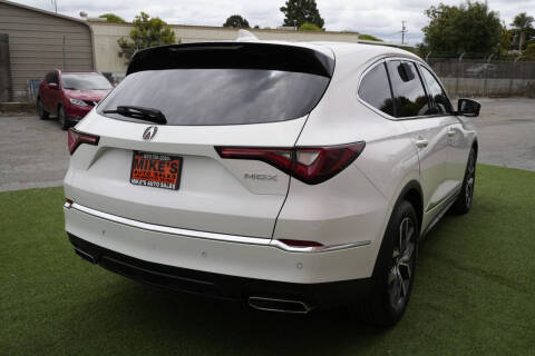 2023 Acura MDX w/Tech