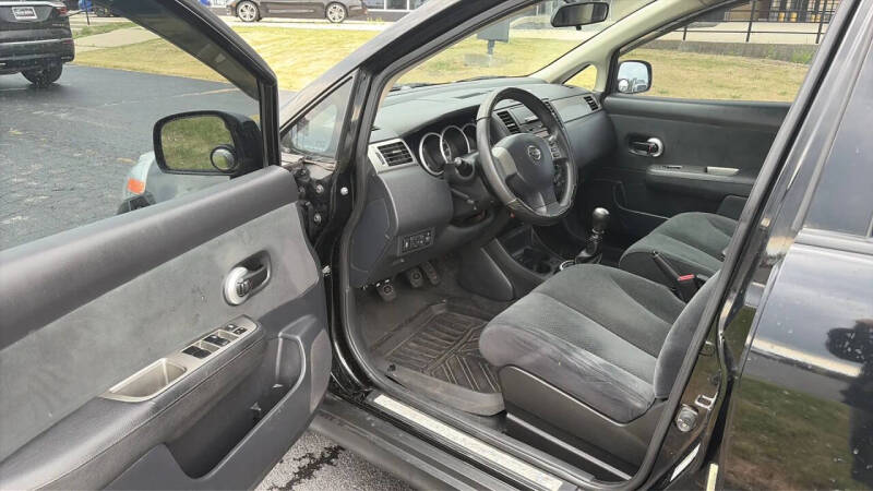 2012 Nissan Versa 1.8 S
