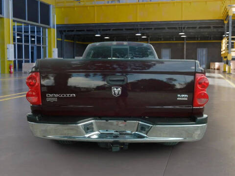 2005 Dodge Dakota Laramie