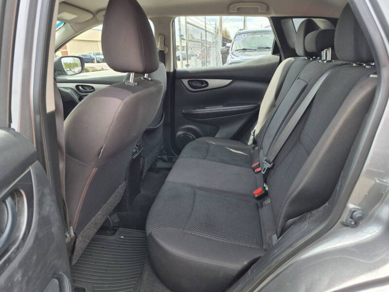 2017 Nissan Rogue Sport S