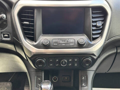 2017 GMC Acadia SLT-1