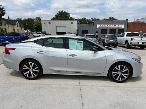 2017 Nissan Maxima