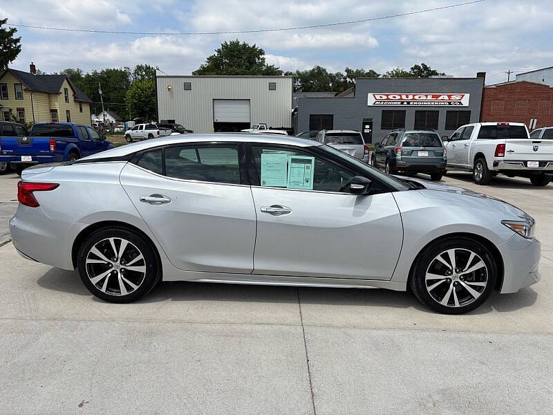 2017 Nissan Maxima