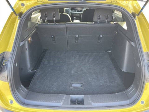 2025 Chevrolet Trax RS