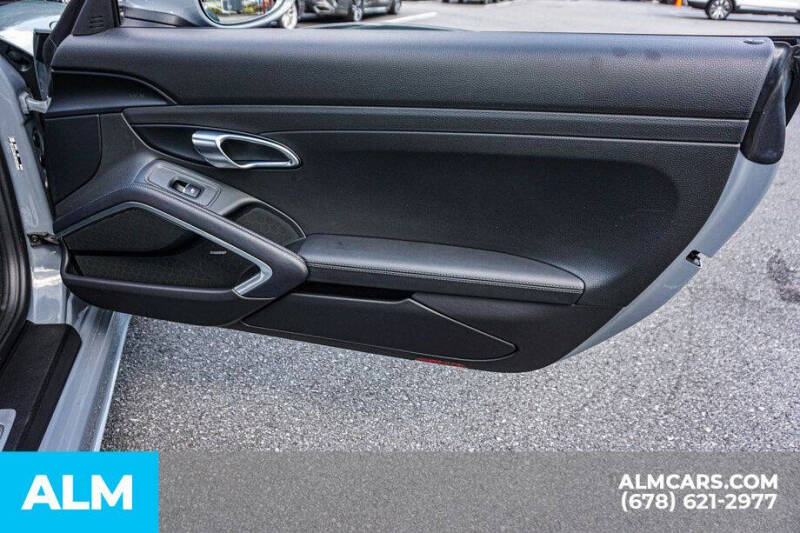 2024 Porsche 718 Boxster S