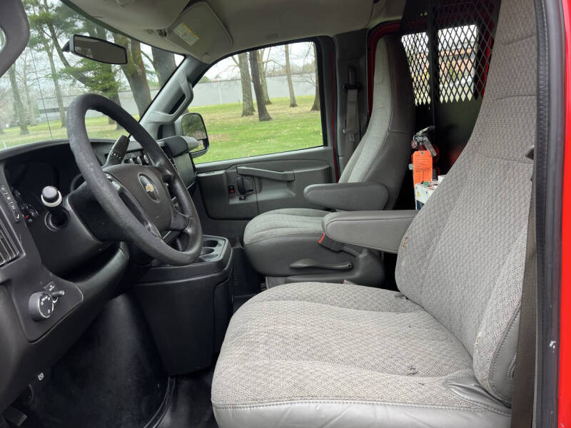 2016 Chevrolet Express 2500
