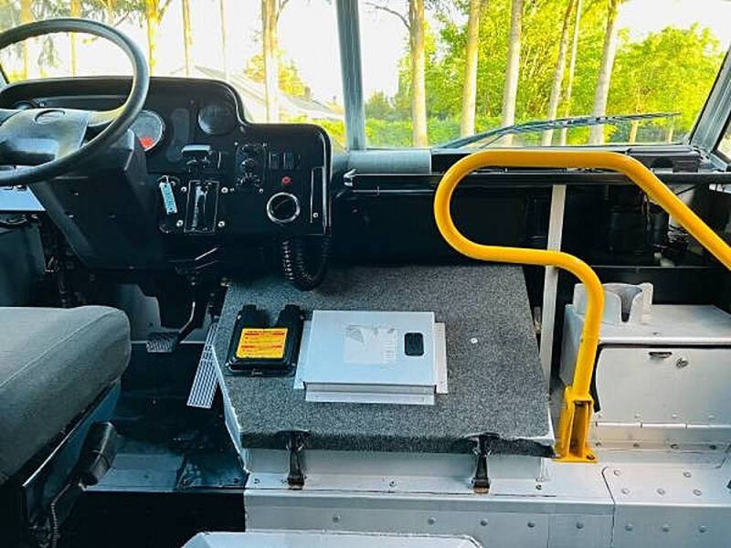 2007 Freightliner MT45 Chassis