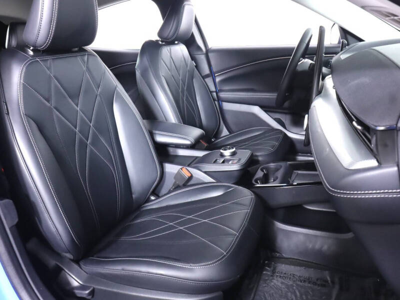 2022 Ford Mustang Mach-E Select