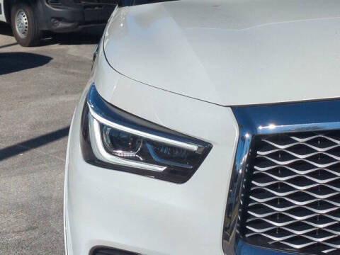 2022 Infiniti QX80 Sensory