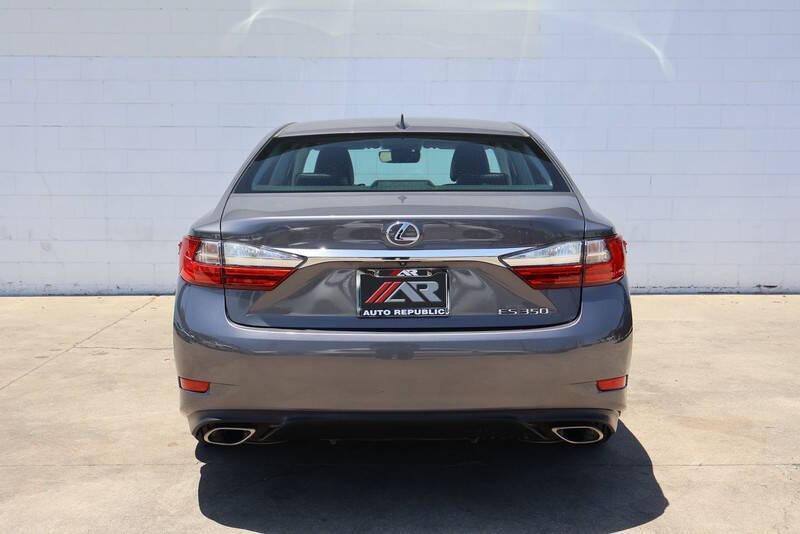 2017 Lexus ES 350