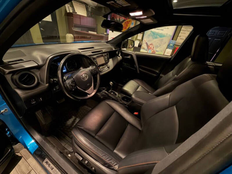 2016 Toyota RAV4 SE