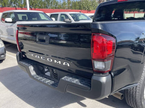2020 Toyota Tacoma SR