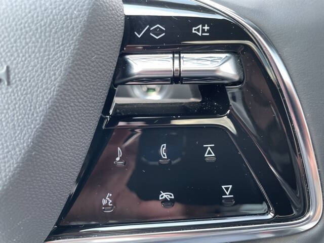 2024 Cadillac LYRIQ Sport 1