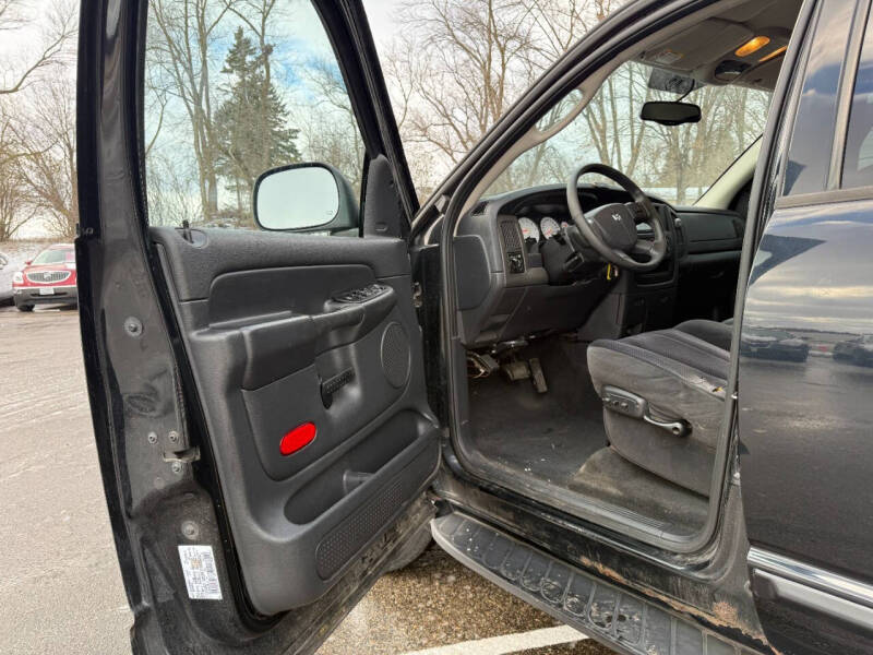 2004 Dodge Ram 1500 SLT