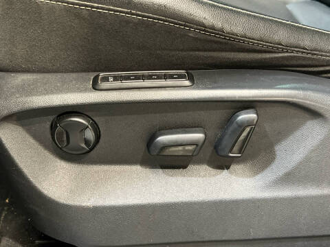 2020 Volkswagen Atlas Cross Sport V6 SEL R-Line 4Motion