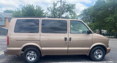 2002 GMC Safari SLE