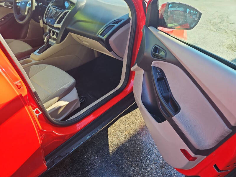 2012 Ford Focus SE