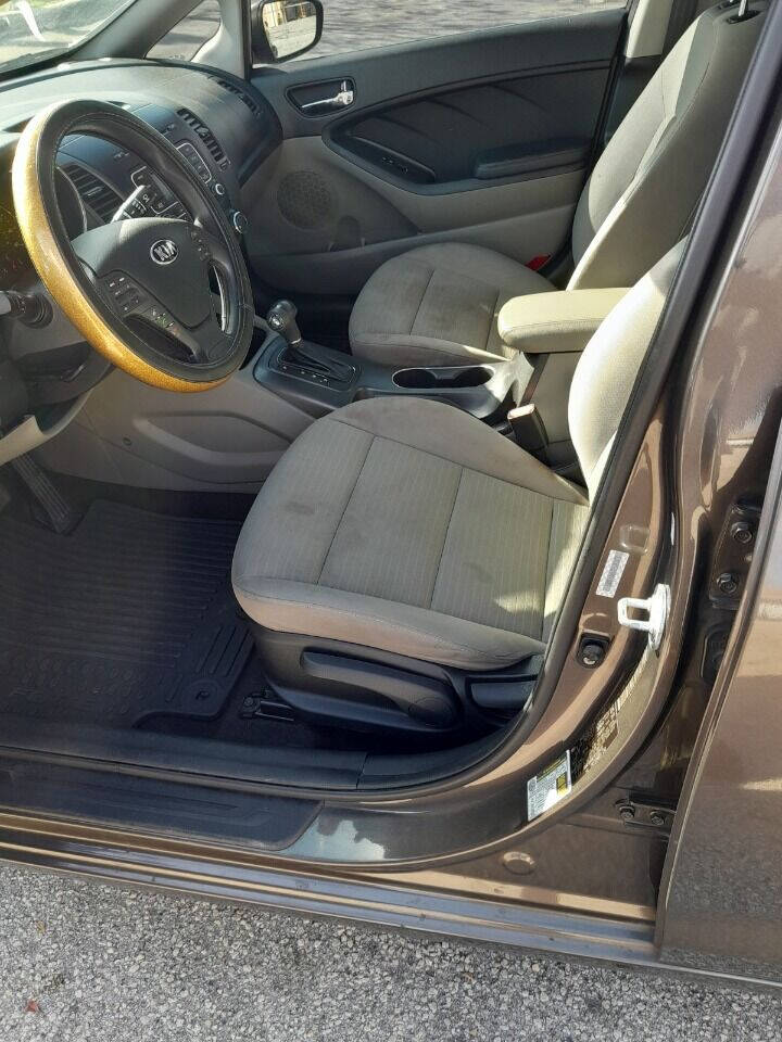 2014 Kia Forte Sedan - $5,450