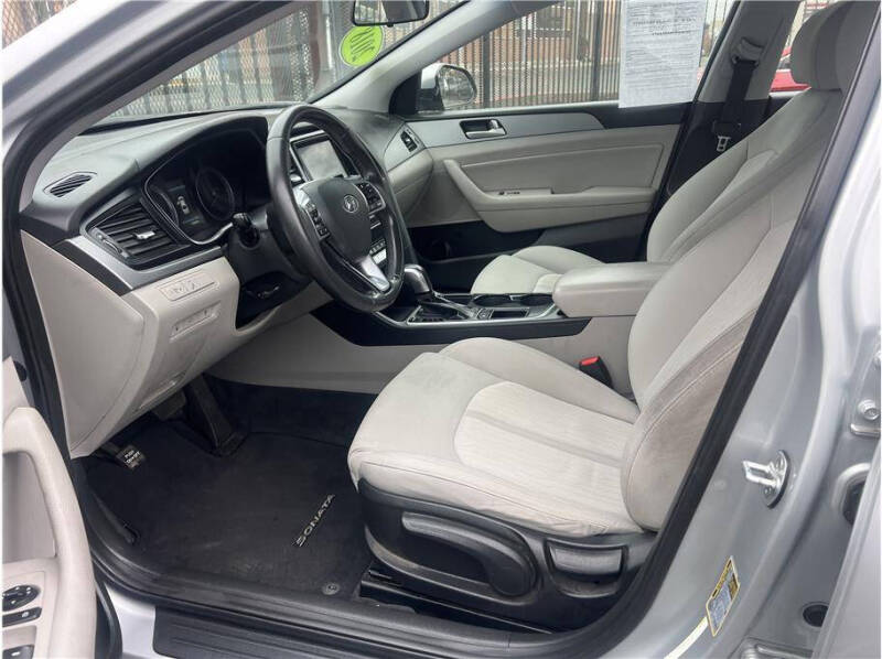 2018 Hyundai Sonata Hybrid SE